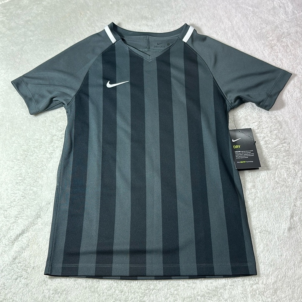 Nike Youth Soccer Jersey Black and Gray Size Medium